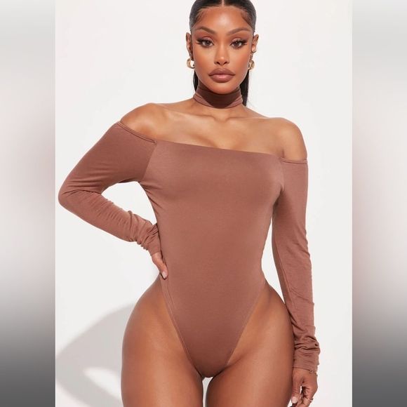 Off Shoulder Bodysuit - Picture 1 of 4